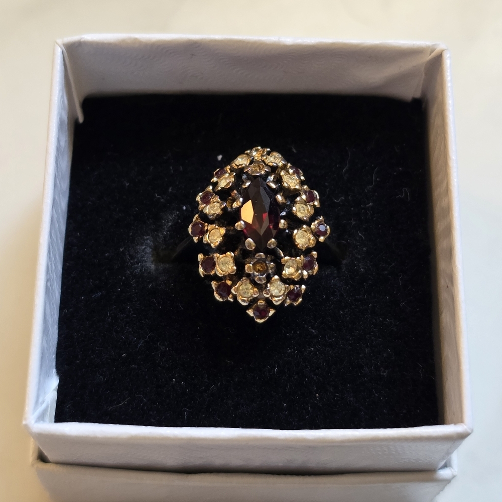 Elegant 14kt H.G.E.Gold and Red Women's Ring